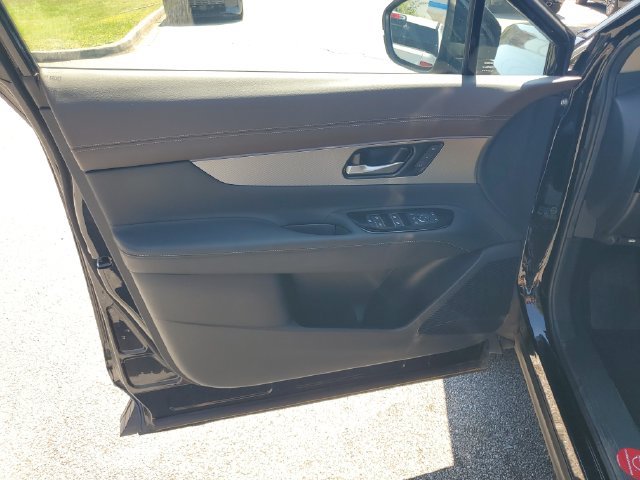Certified 2025 Nissan Murano Platinum w/ Cargo Package AWD/4WD image 26