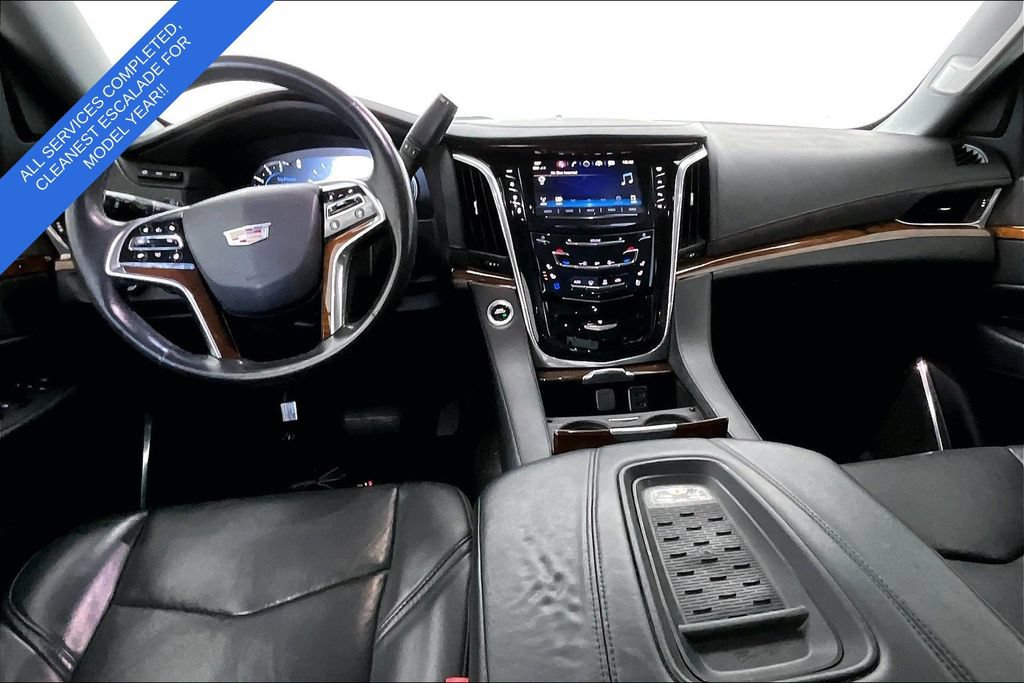 Used 2017 Cadillac Escalade Premium Luxury AWD/4WD image 18