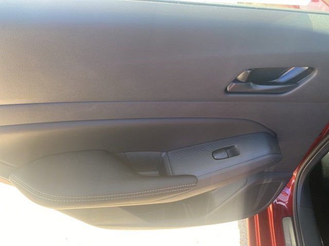 New 2025 Nissan Altima 2.5 SV w/ SV Special Edition Package image 12