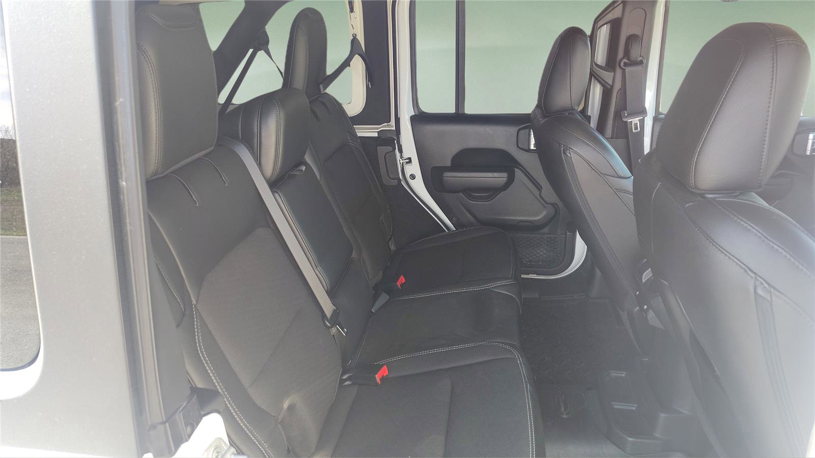 Used 2023 Jeep Wrangler Freedom Edition w/ LED Headlamp & Fog Lamp Group image 14