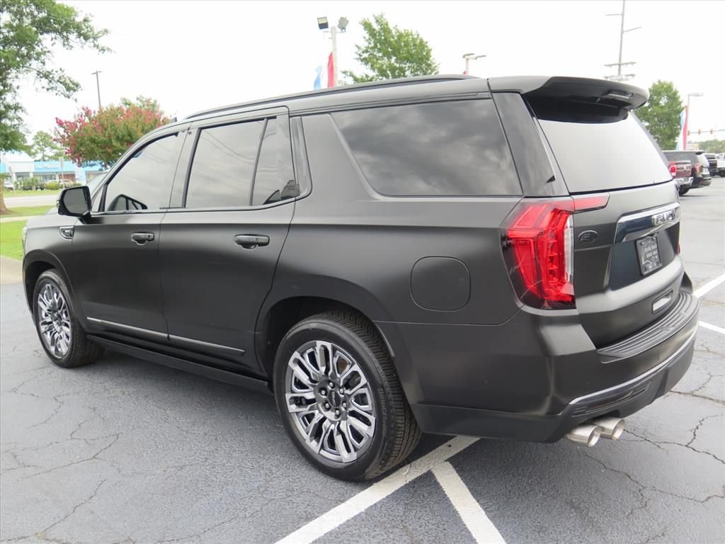 Used 2023 GMC Yukon Denali Ultimate AWD/4WD image 5