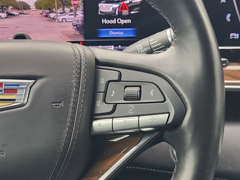 Used 2024 Cadillac Escalade ESV Sport Platinum w/ LPO, ONYX Package AWD/4WD image 29