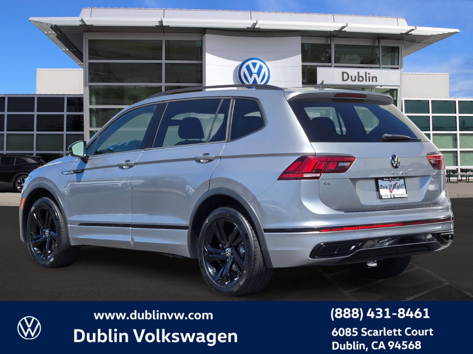 Certified 2023 Volkswagen Tiguan SE R-Line FWD image 6