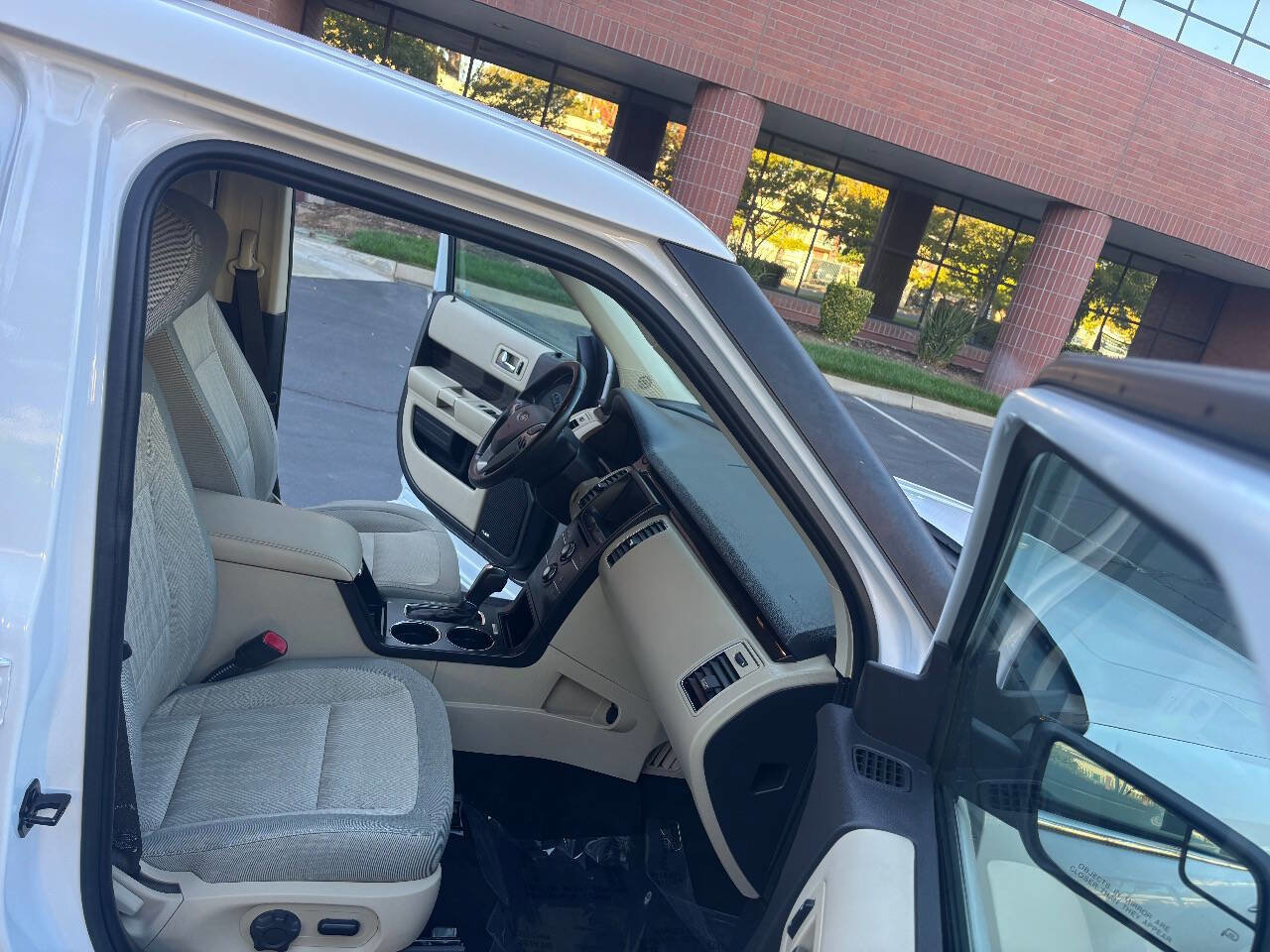 Used 2015 Ford Flex SEL image 11
