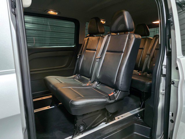 Used 2016 Mercedes-Benz Metris Passenger image 17