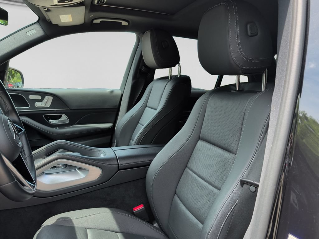Used 2025 Mercedes-Benz GLE 450 4MATIC image 17