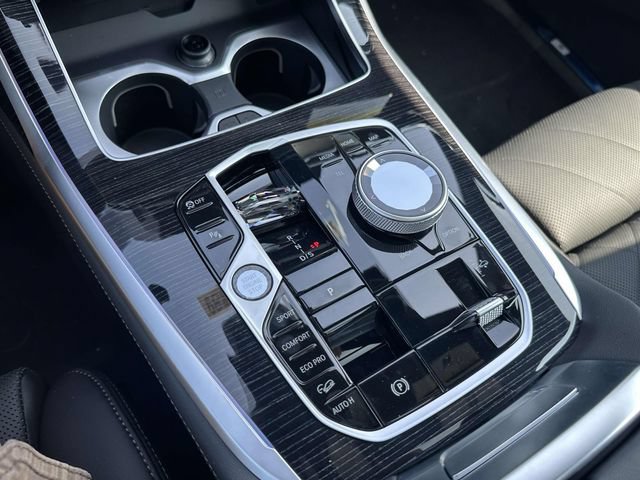 New 2027 BMW X7 xDrive40i w/ Executive Package AWD/4WD image 17