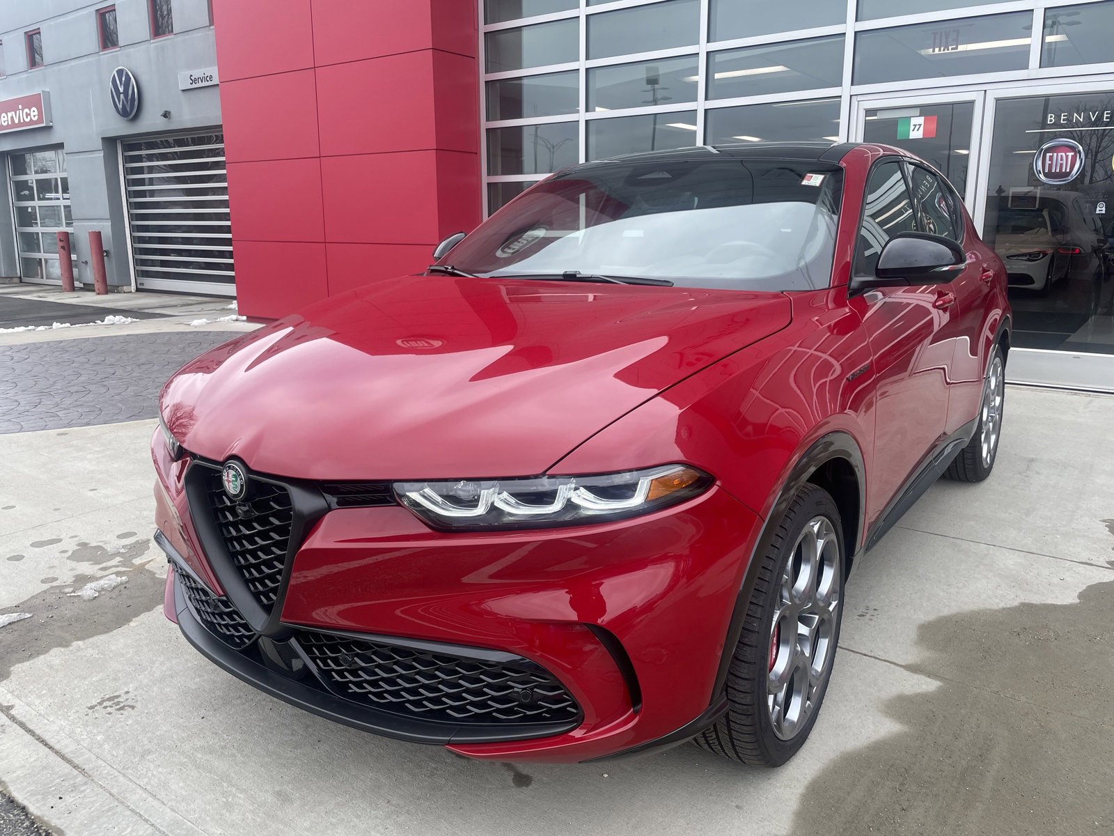 New 2024 Alfa Romeo Tonale Veloce w/ Active Assist Package image 3