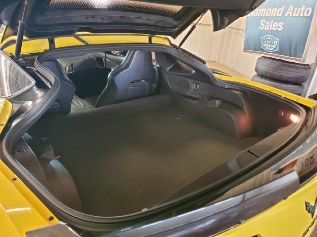Used 2016 Chevrolet Corvette Z06 RWD image 8