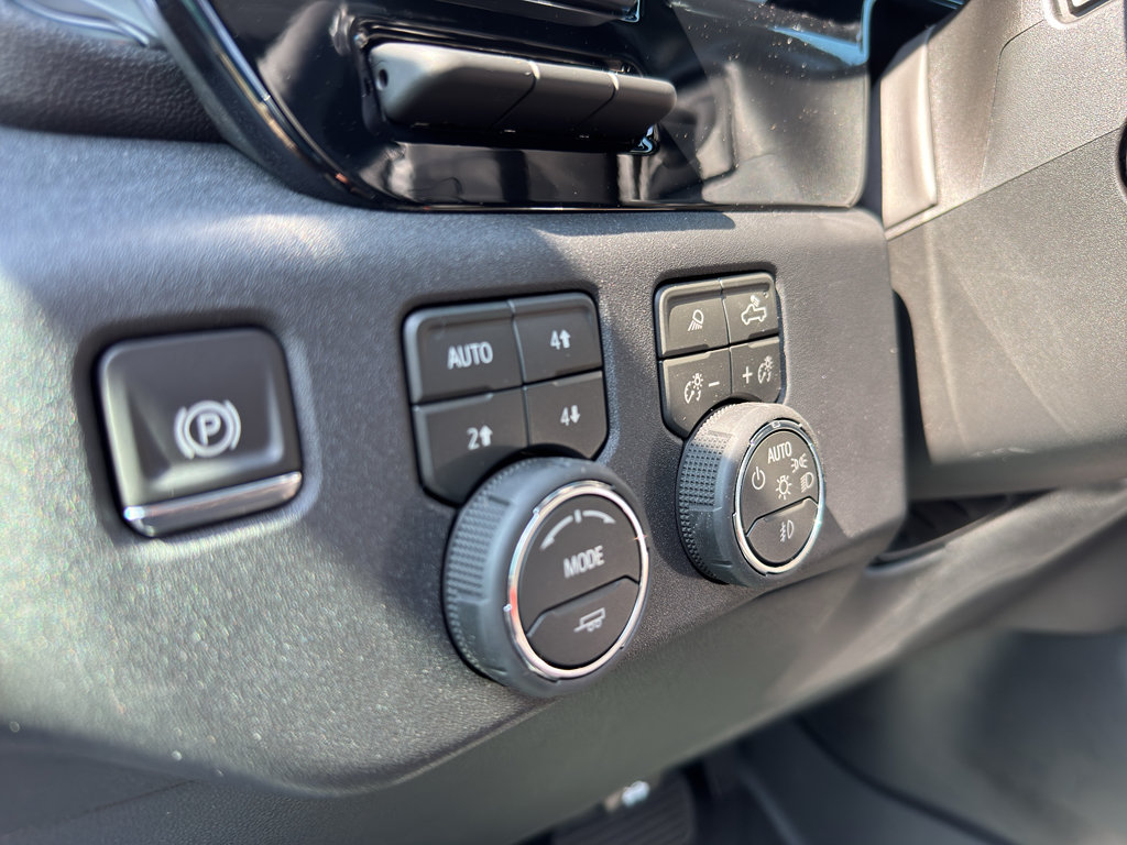 New 2026 Chevrolet Silverado 1500 High Country AWD/4WD image 20