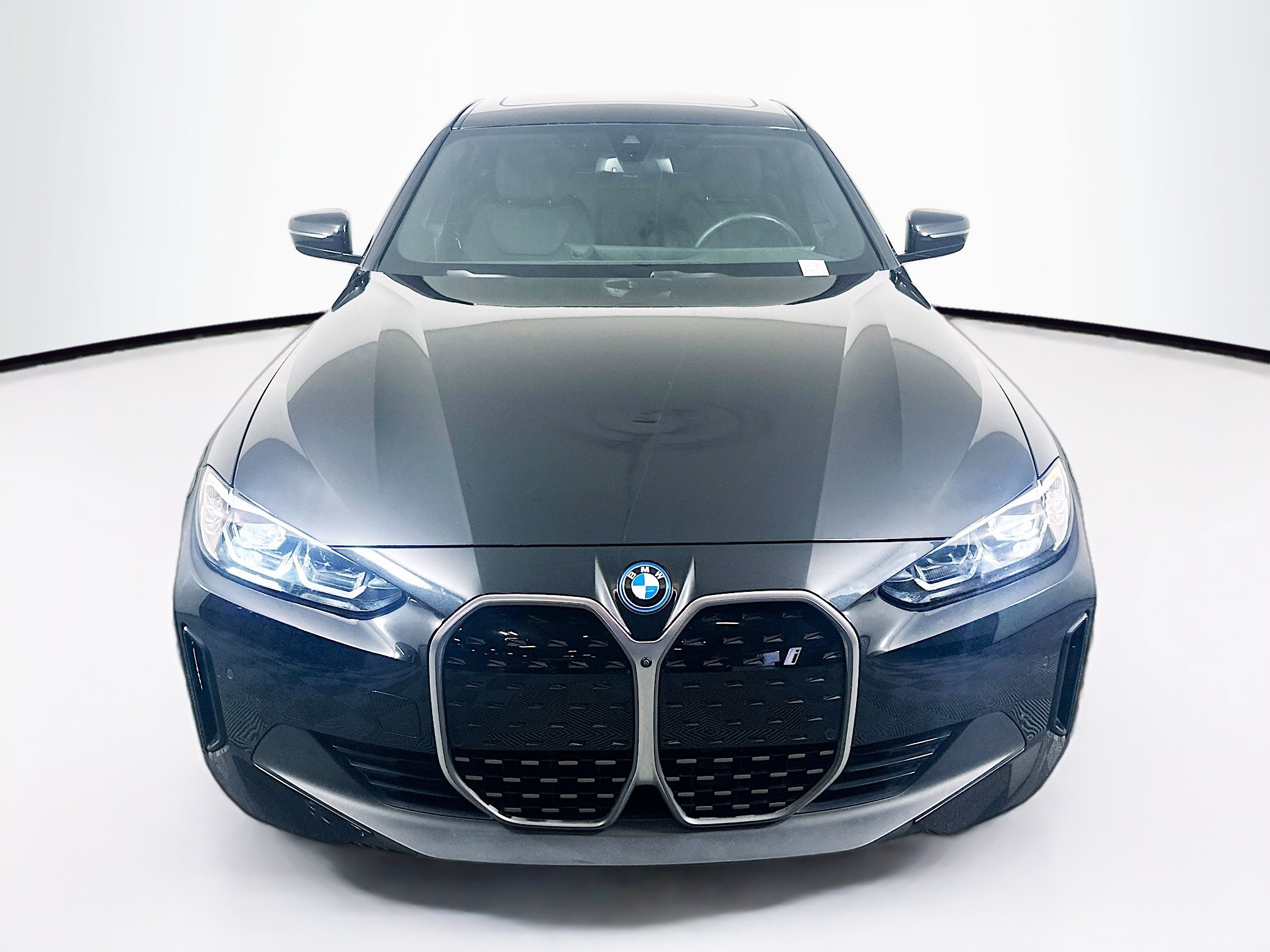 Used 2023 BMW i4 eDrive35 w/ Premium Package RWD image 2