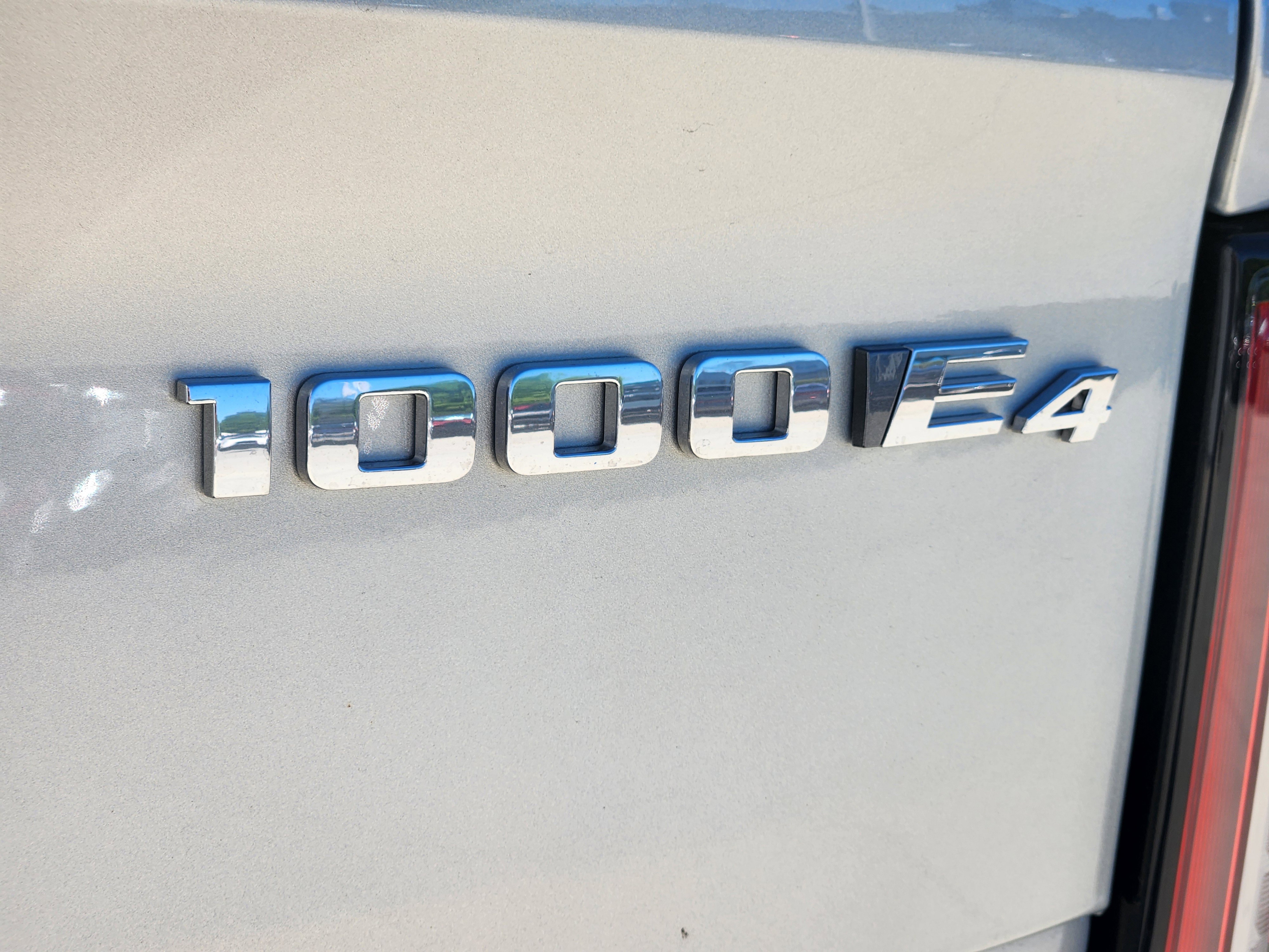 New 2025 Cadillac Escalade IQ Luxury 2 image 11