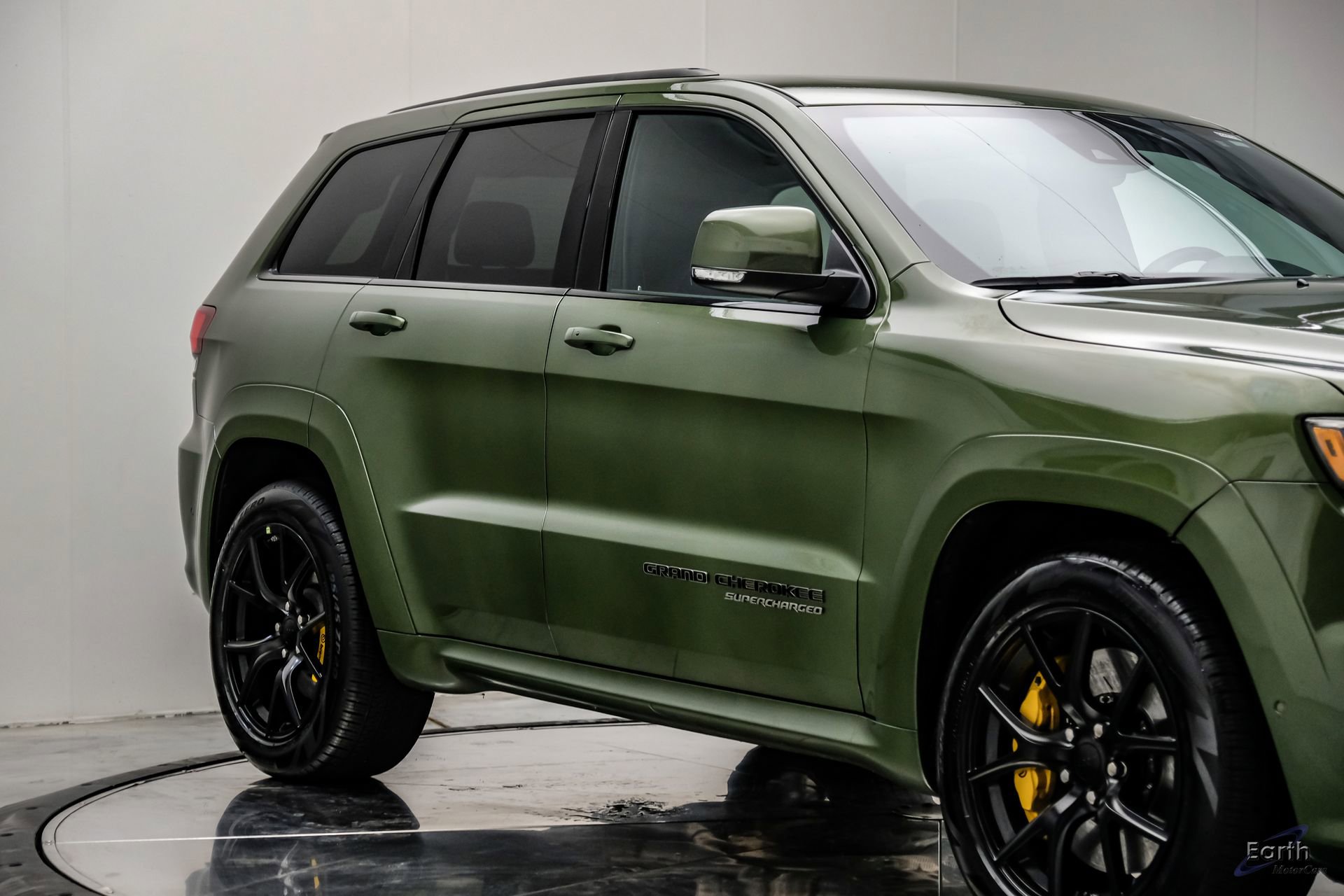 Used 2021 Jeep Grand Cherokee Trackhawk w/ Trailer Tow Group IV image 31