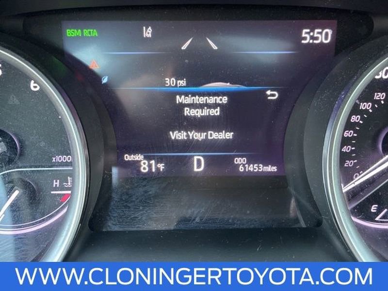 Used 2023 Toyota Camry XLE image 16