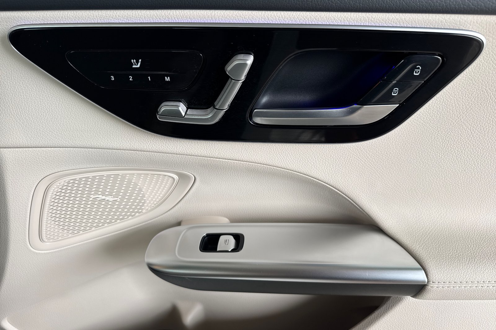 Used 2026 Mercedes-Benz C 300 Sedan image 20