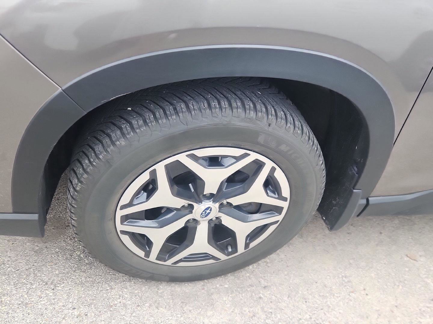 Used 2021 Subaru Forester Premium AWD/4WD image 7