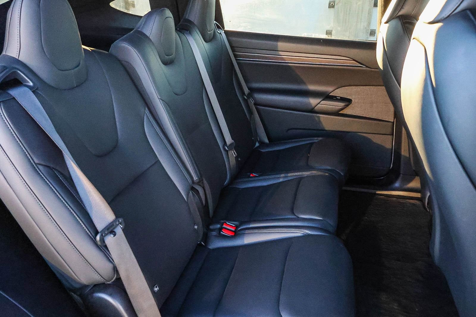 Used 2023 Tesla Model X image 20