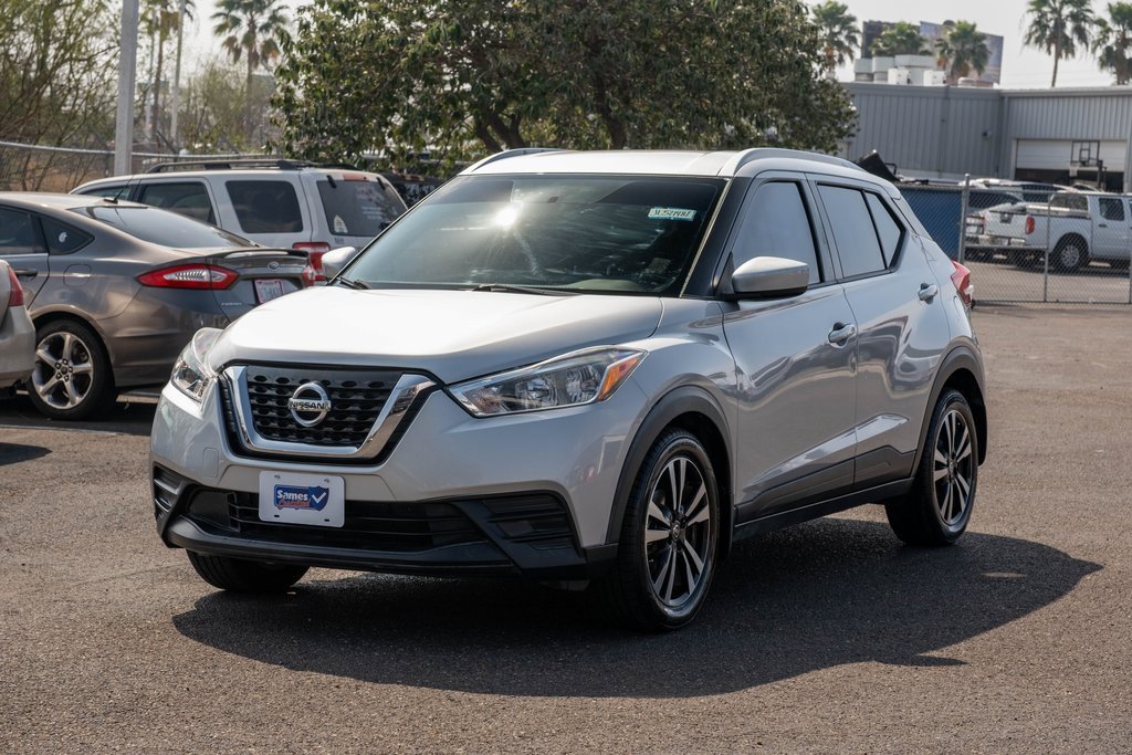 Used 2018 Nissan Kicks SV image 3