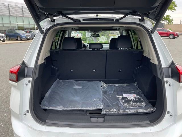 New 2026 Nissan Rogue Platinum w/ Platinum Premium Package AWD/4WD image 9