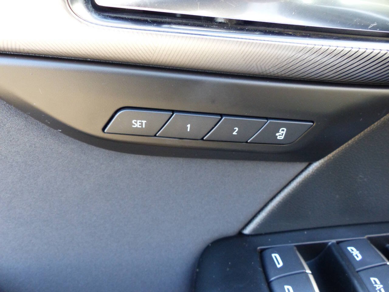 Used 2025 Buick Envision Sport Touring AWD/4WD image 20