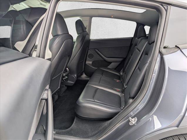 Used 2023 Tesla Model Y Long Range image 19