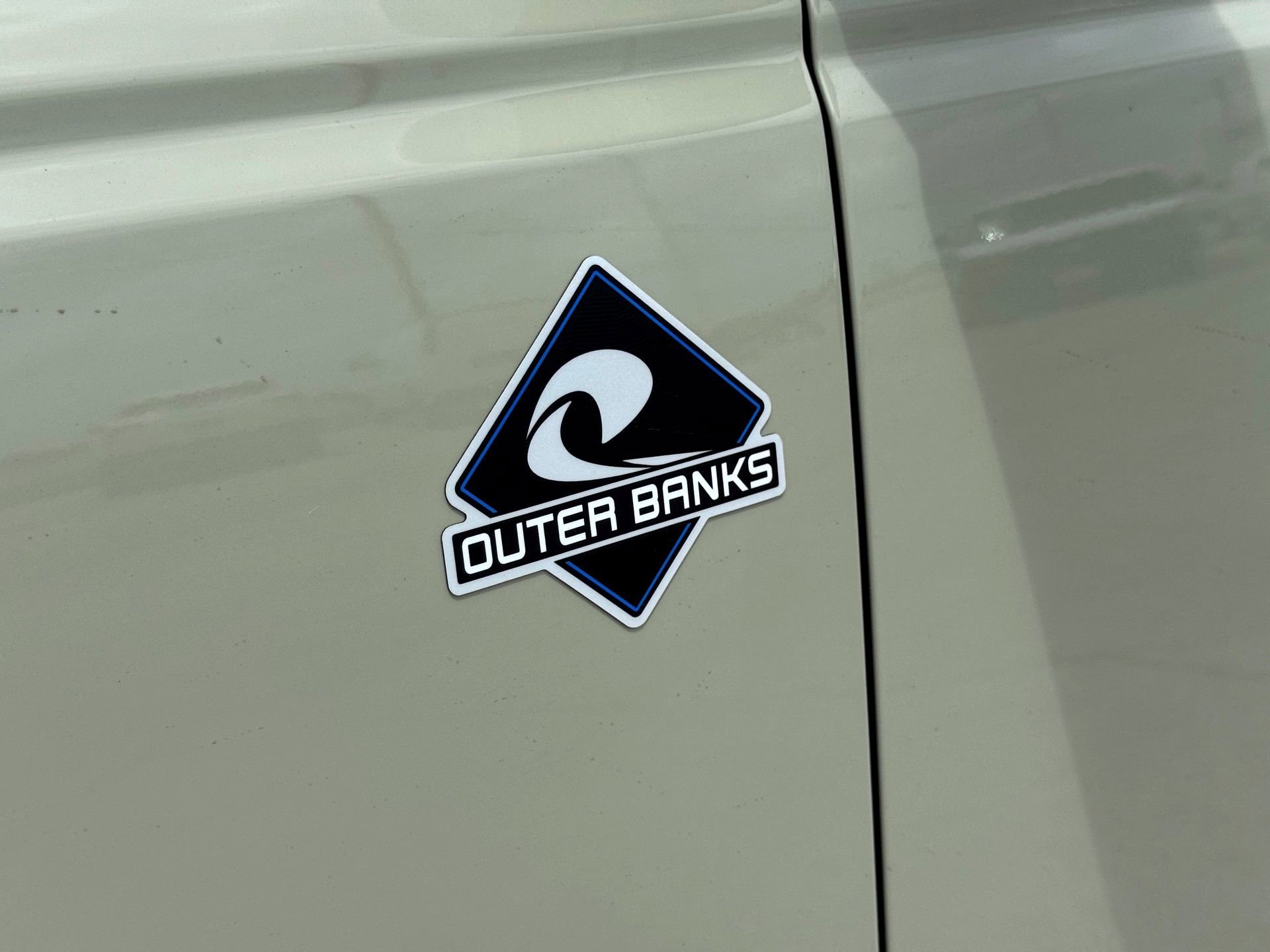 Used 2026 Ford Bronco Outer Banks image 3