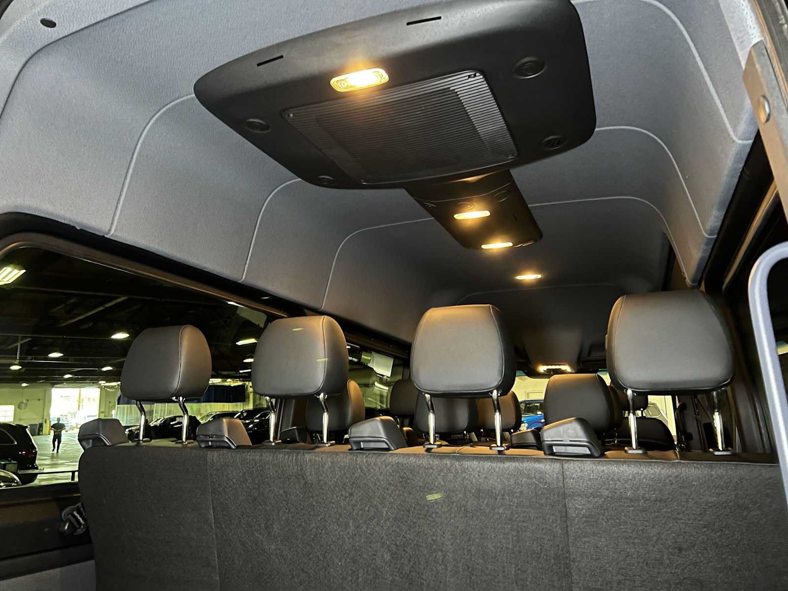 Used 2025 Mercedes-Benz Sprinter 2500 image 19