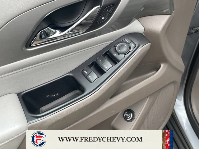 Used 2020 Chevrolet Traverse LT FWD image 13