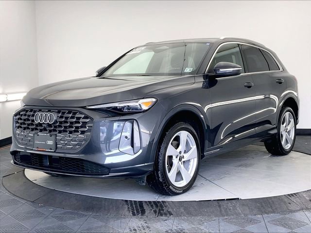 Certified 2025 Audi Q5 Premium Plus w/ Premium Plus image 2