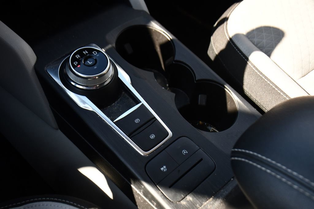 Used 2023 Ford Escape Active image 32