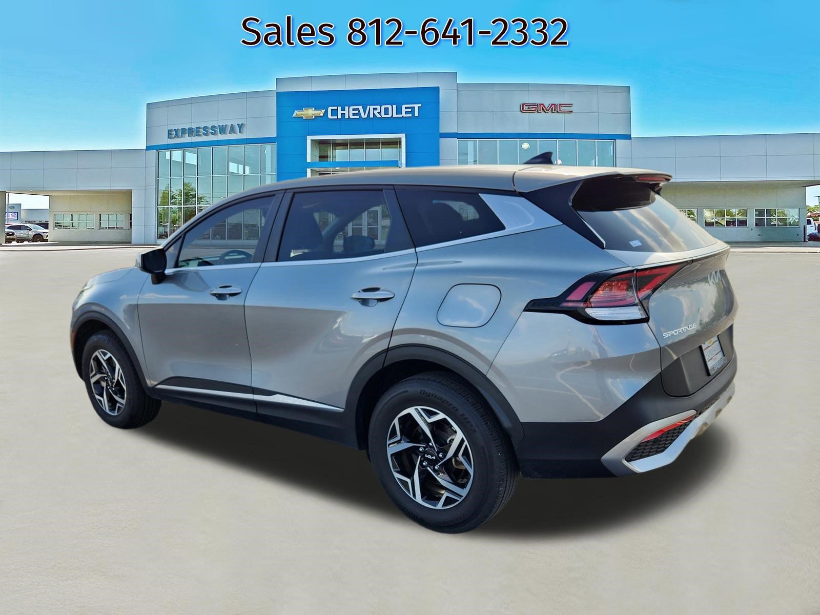 Used 2023 Kia Sportage LX AWD/4WD image 5