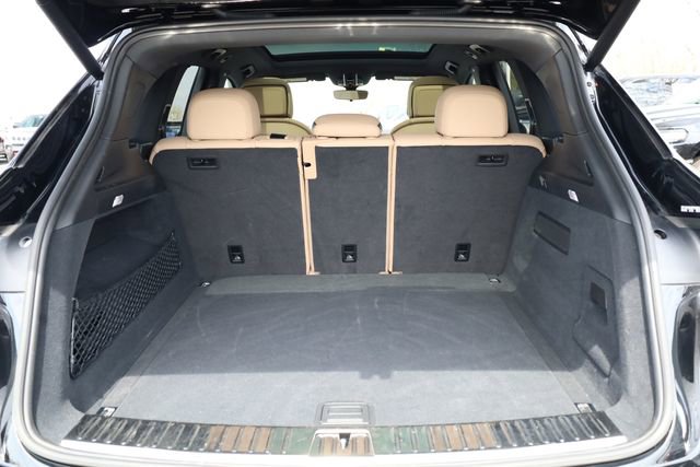Used 2023 Porsche Cayenne image 24