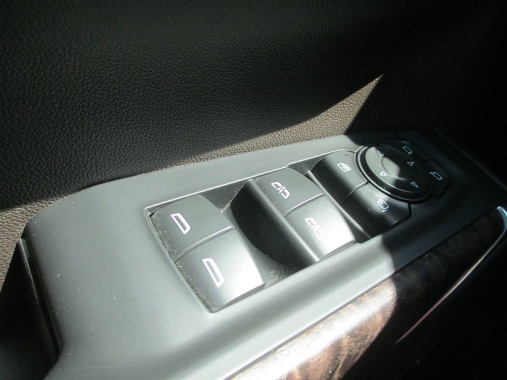 Used 2021 GMC Sierra 1500 Denali w/ Driver Alert Package II image 31