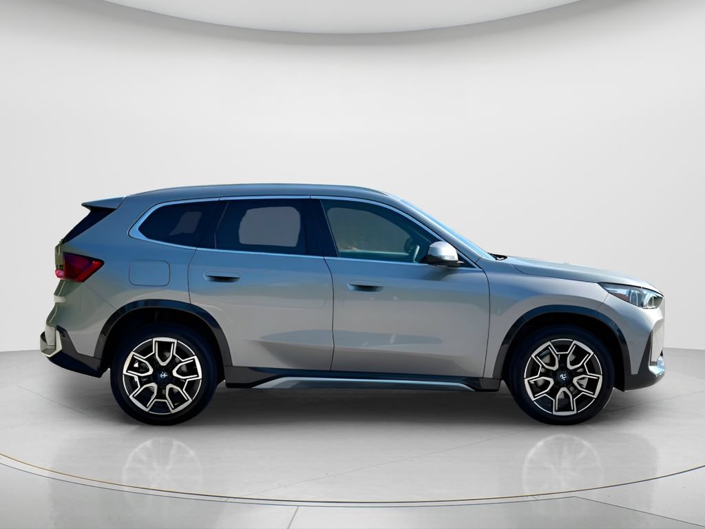 New 2026 BMW X1 xDrive28i w/ Convenience Package AWD/4WD image 4