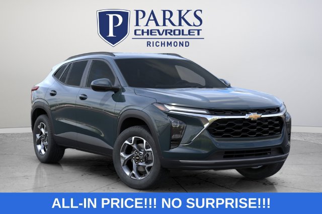 New 2026 Chevrolet Trax LT FWD image 2