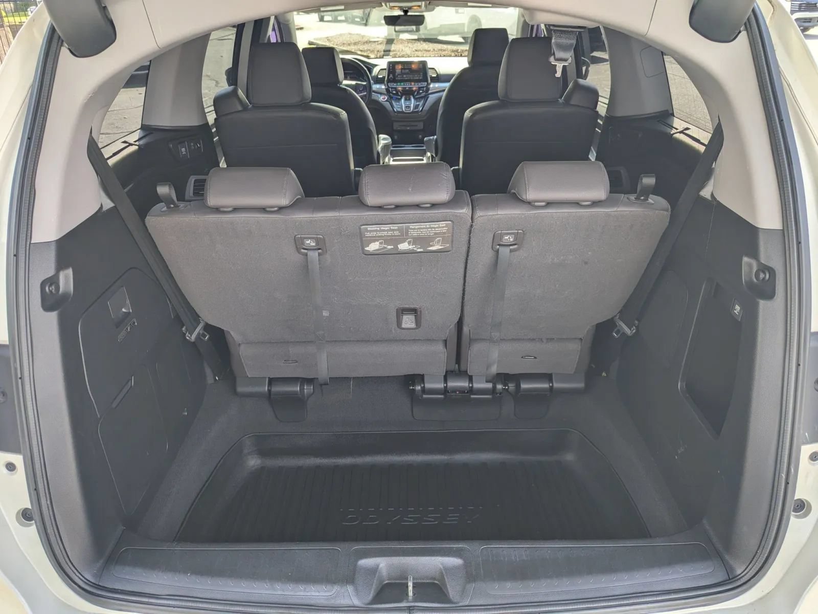 Used 2019 Honda Odyssey Elite image 16