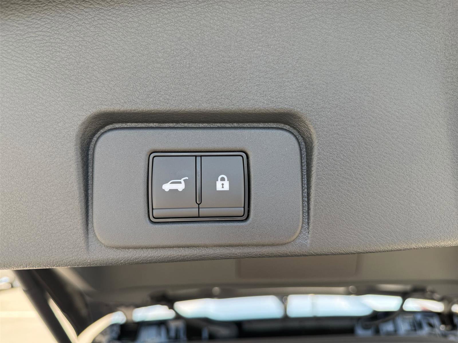 New 2026 Nissan Rogue Platinum AWD/4WD image 24