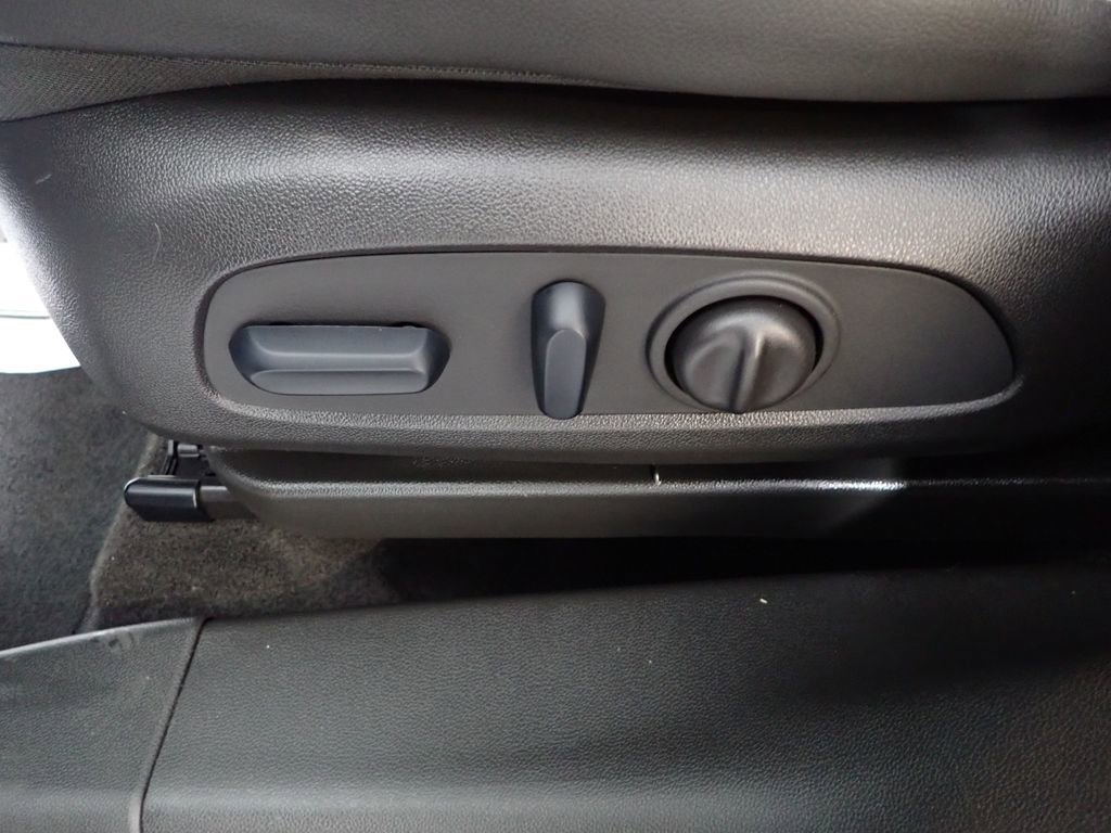 Used 2023 Chevrolet TrailBlazer ACTIV w/ Sun and Liftgate Package image 23