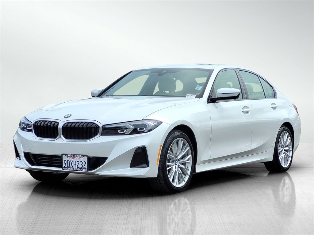 Used 2023 BMW 330i Sedan w/ Convenience Package image 8