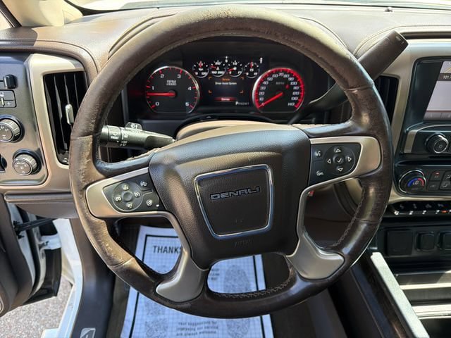 Used 2015 GMC Sierra 2500 Denali w/ Duramax Plus Package AWD/4WD image 15