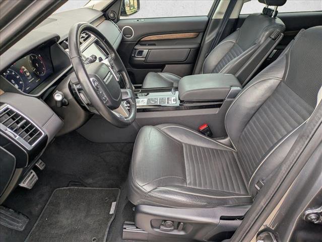 Used 2018 Land Rover Discovery HSE AWD/4WD image 17