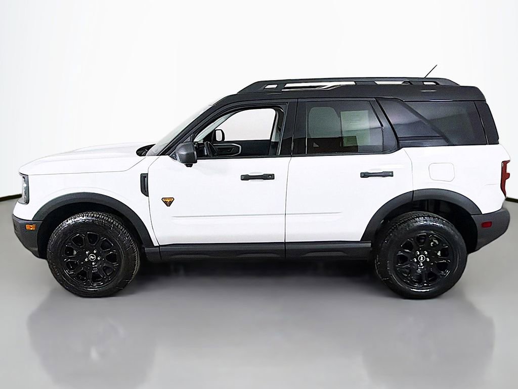 Used 2025 Ford Bronco Sport Badlands image 11