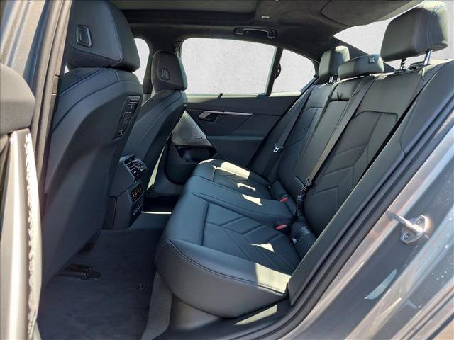 New 2026 BMW 550e xDrive AWD/4WD image 16