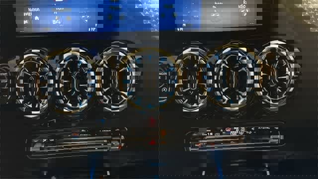 Certified 2025 Mercedes-Benz GLA 250 4MATIC image 21