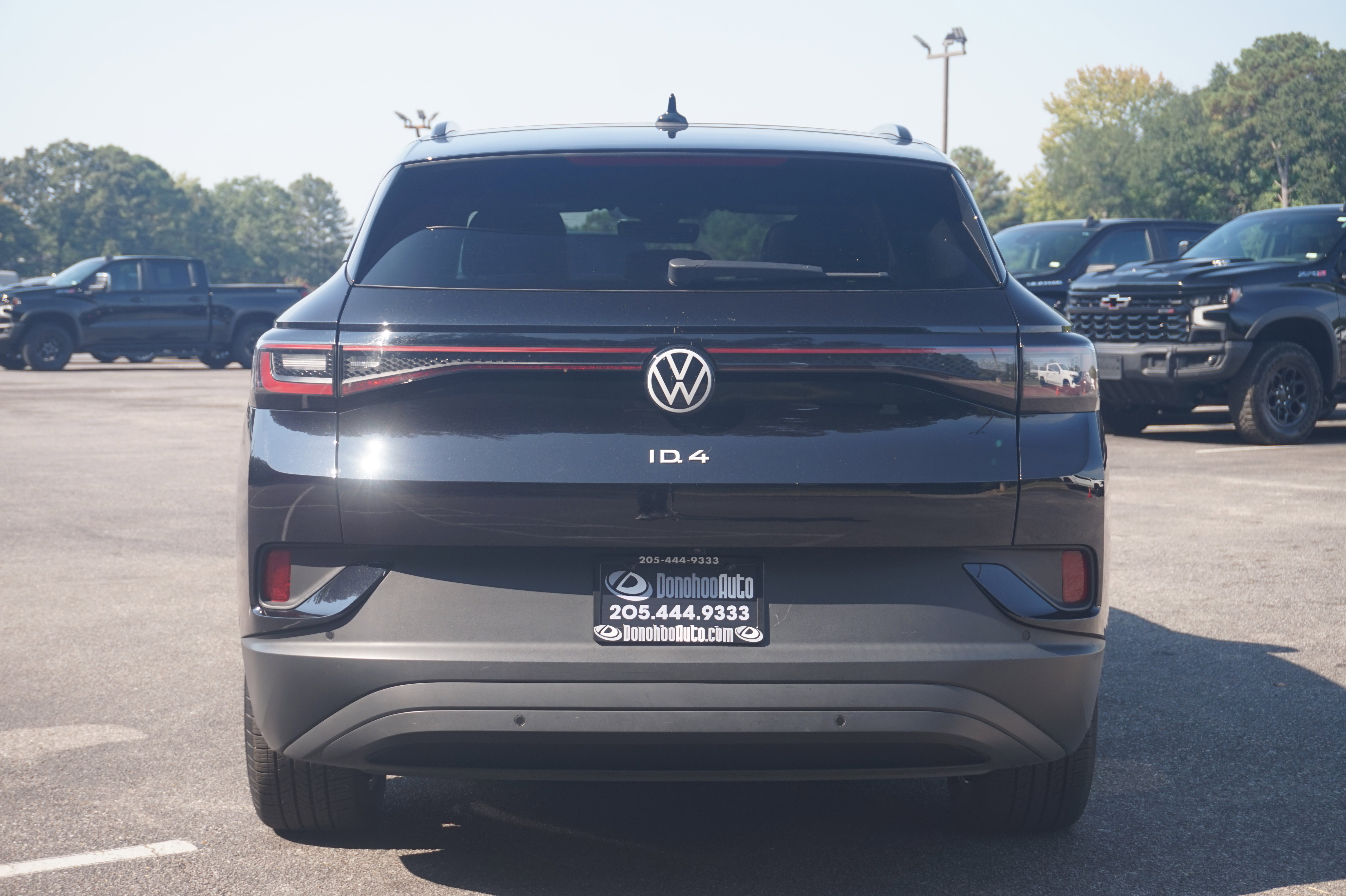 Used 2023 Volkswagen ID.4 S RWD image 9