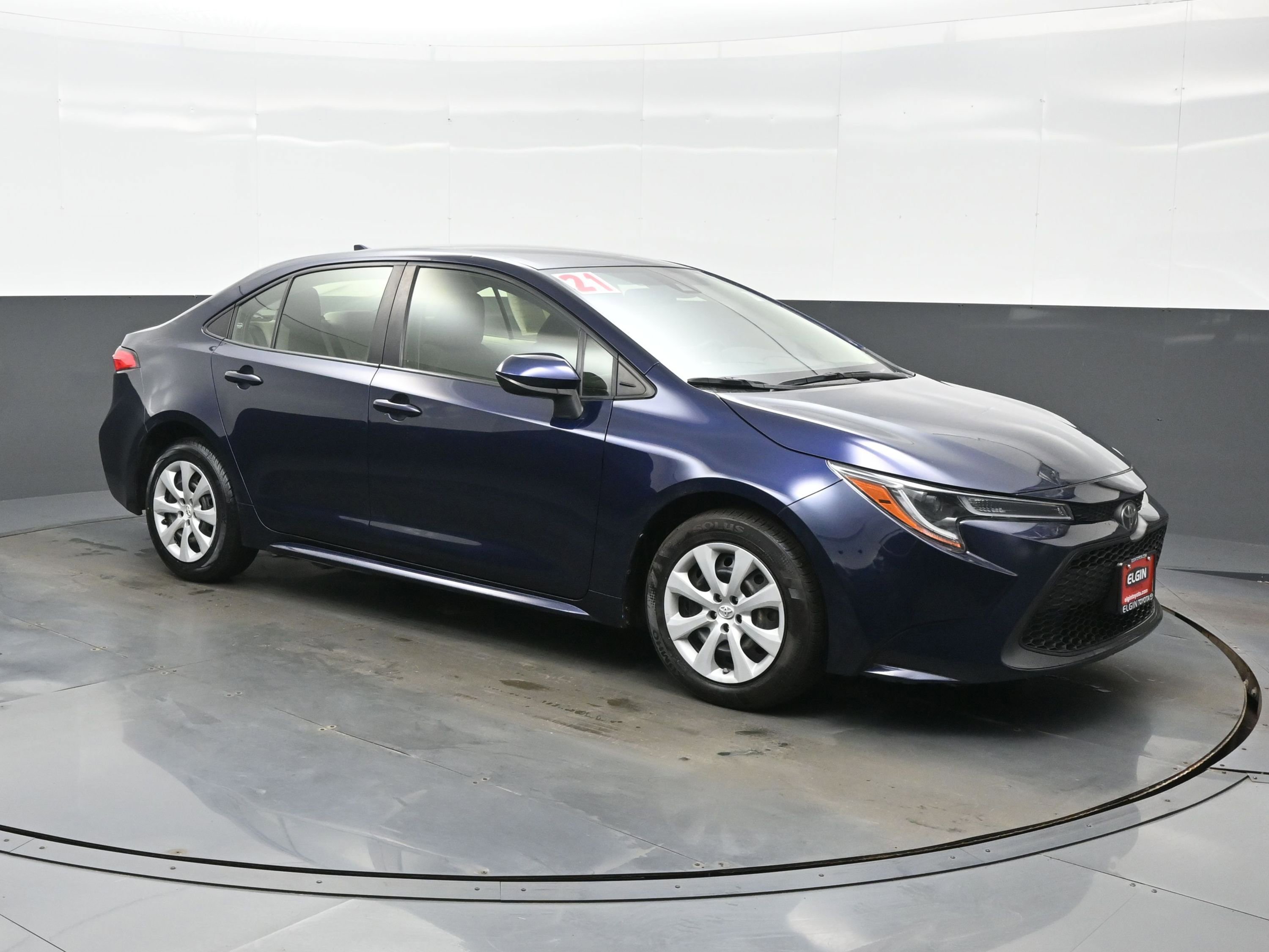 Used 2021 Toyota Corolla LE w/ Carpet Mat Package (TMS) image 8