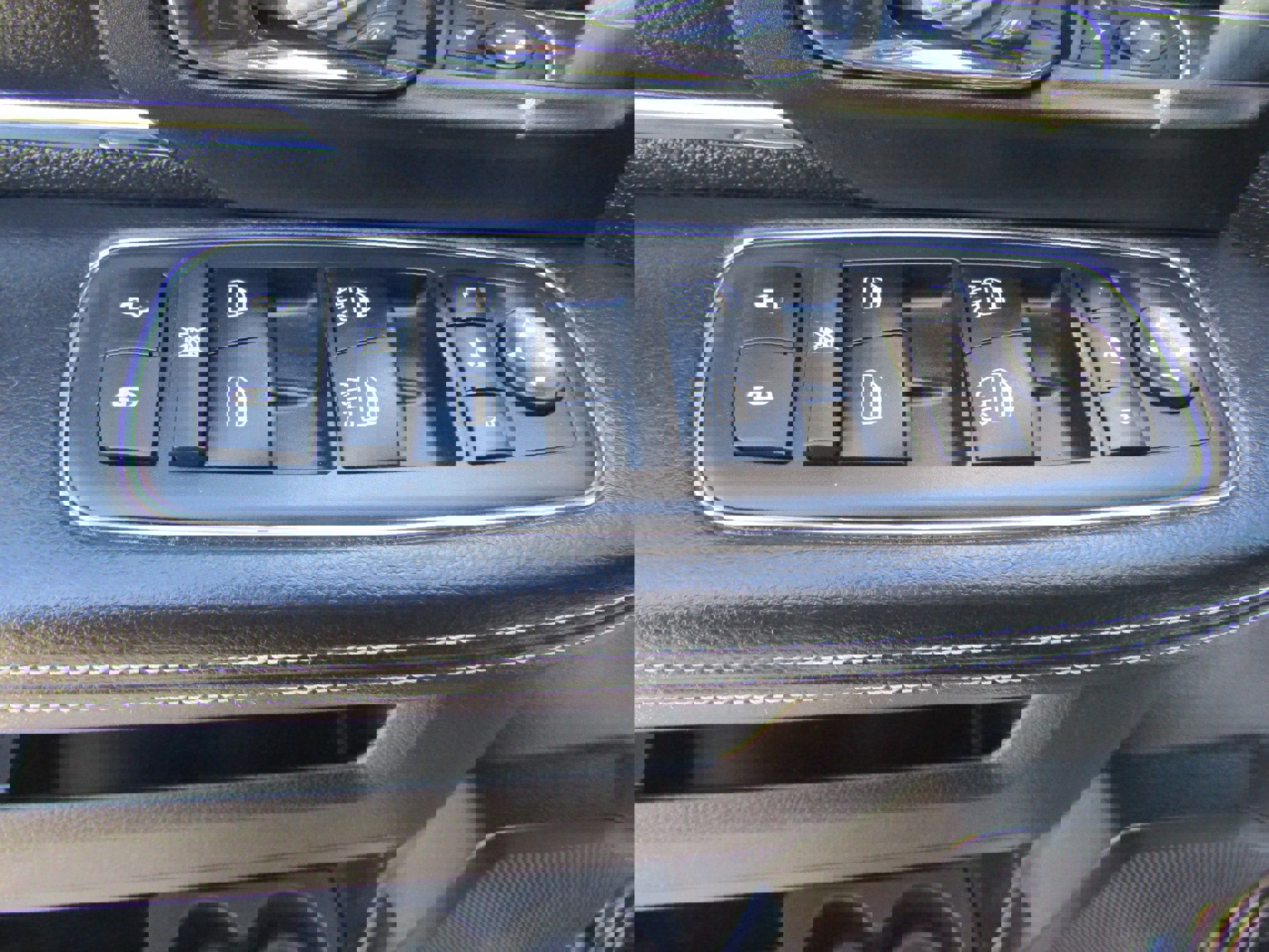 Used 2017 RAM 1500 Laramie image 21