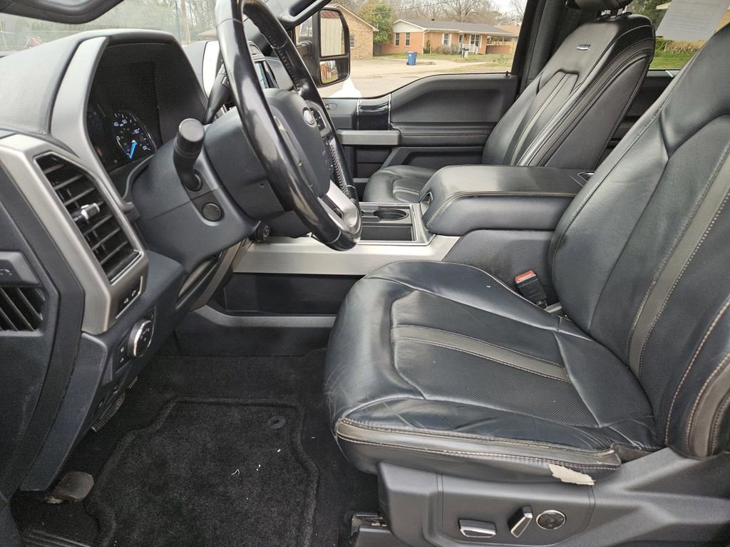 Used 2022 Ford F350 Platinum w/ FX4 Off-Road Package image 25