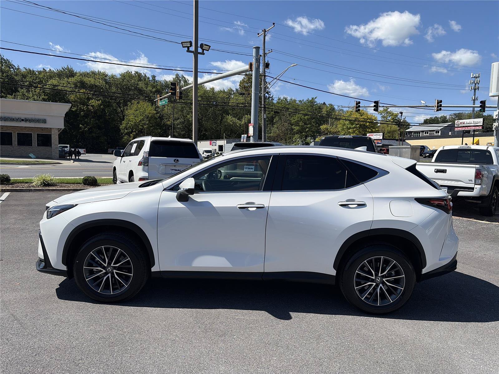Used 2025 Lexus NX 350 AWD w/ Accessory Package (2T) image 2