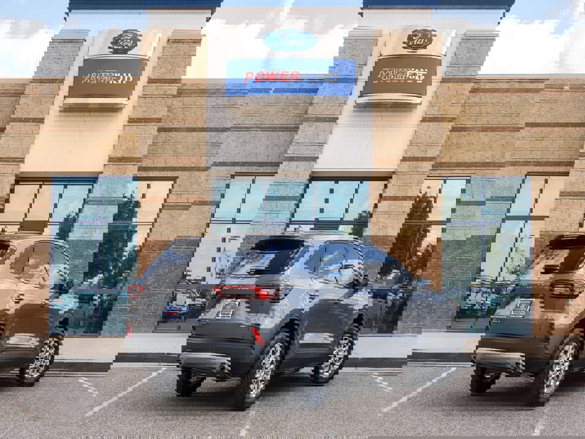 New 2025 Ford Escape ST-Line Elite w/ Tech Pack #2 image 6